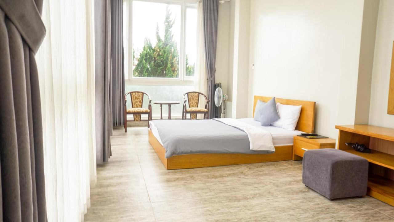 Hanz Hotel Pham Hong Thai Dalat Exteriör bild